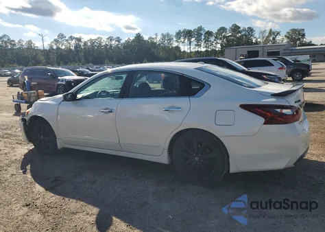 2018 Nissan Altima 2.5 из США, поврежденный, VIN 1N4AL3AP2JC237524